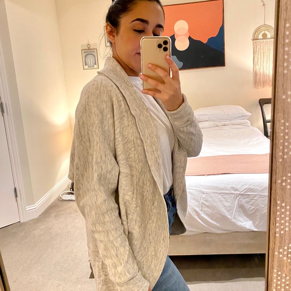 A&F Sweater-Cardigan - Picture 5 of 5